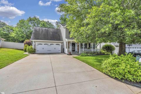 109 Maximus Dr, Greer, SC 29651