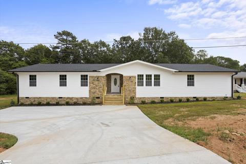 457 Laurel Dr, Greenville, SC 29607