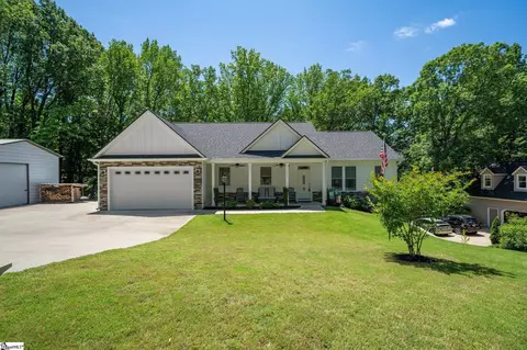200 Phillips Trl, Greenville, SC 29609