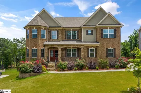 120 Ridgewater Ct, Fountain Inn, SC 29644