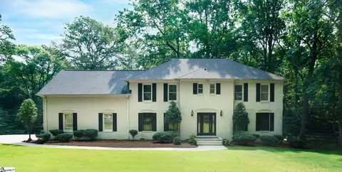 105 Shadowood Dr, Simpsonville, SC 29681