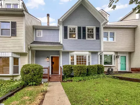 8 Hidden Springs Rd, Spartanburg, SC 29302