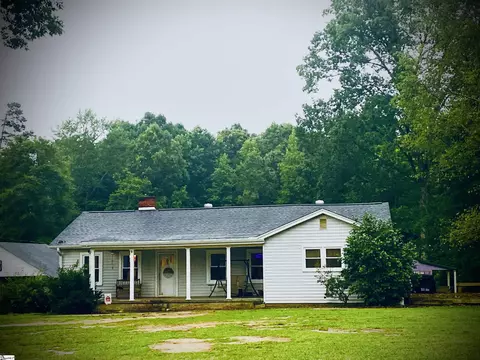 3170 Lisbon Rd, Mountville, SC 29370