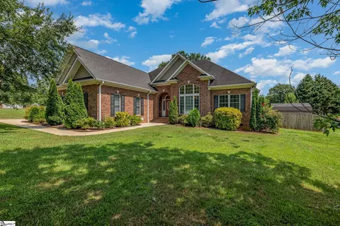 108 Stonegate Ct, Easley, SC 29642 photo 3