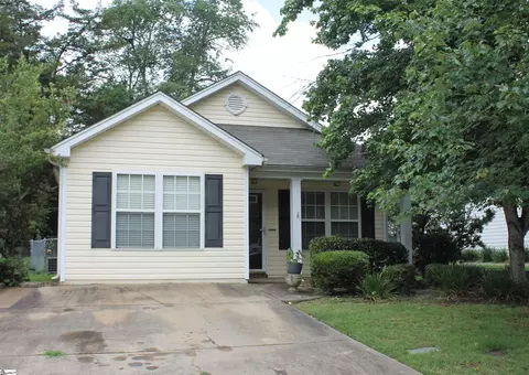 604 Bywater Pl, Greenville, SC 29617