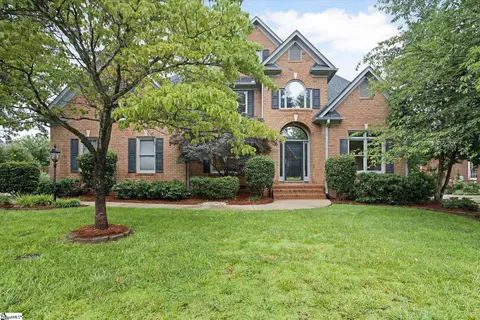 106 Winter Brook Ln, Simpsonville, SC 29681
