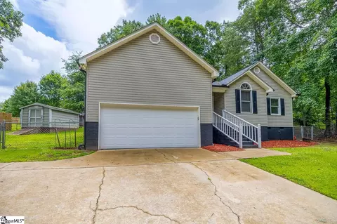 710 Edwards Mill Rd, Taylors, SC 29687