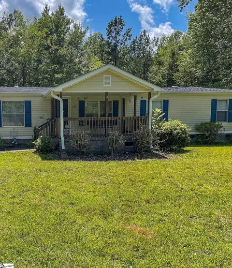 210 Hanna Creek Rd, Enoree, SC 29335
