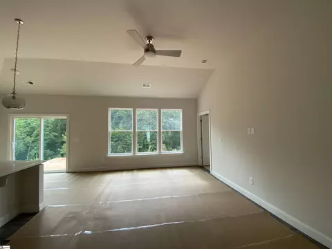 408 Oakton Dr, Greer, SC 29651 photo 9