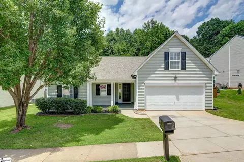 319 Highgate Cir, Greer, SC 29650