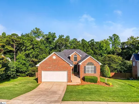 269 Glen Crest Dr, Moore, SC 29369