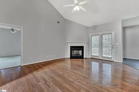 269 Glen Crest Dr, Moore, SC 29369 photo 3