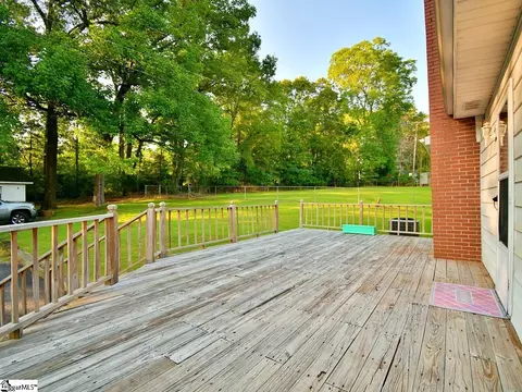 16 E Summit Dr, Ware Shoals, SC 29692 photo 18