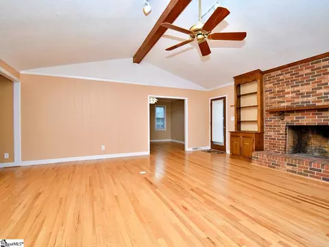 16 E Summit Dr, Ware Shoals, SC 29692 photo 5