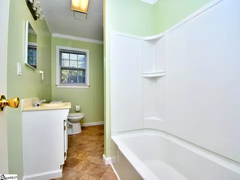 16 E Summit Dr, Ware Shoals, SC 29692 photo 13