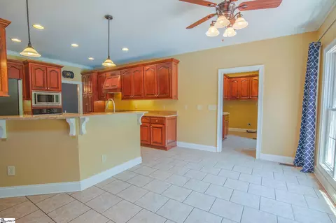 2495 Poole Rd, Greer, SC 29651 photo 11