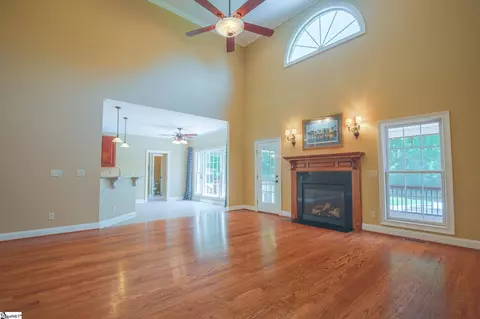 2495 Poole Rd, Greer, SC 29651 photo 9