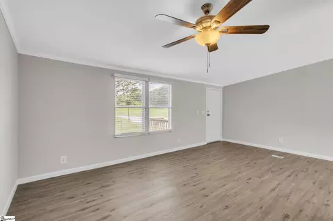 122 Harper St, Williamston, SC 29697 photo 5