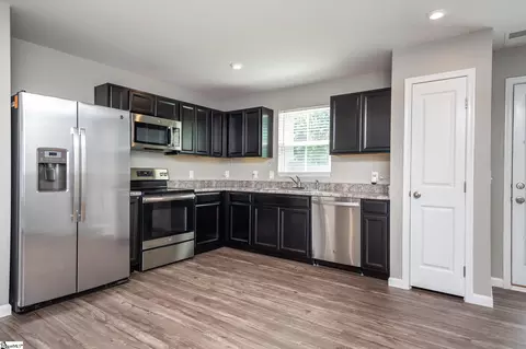 228 Ralston Rd, Greer, SC 29651 photo 5