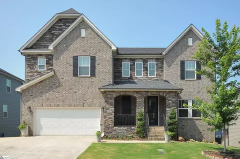 811 Cranwell Ct, Greer, SC 29651