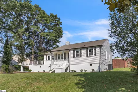 319 Morrow St, Greer, SC 29651 photo 2