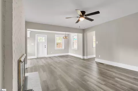 319 Morrow St, Greer, SC 29651 photo 5