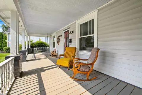 403 N Main St, Greer, SC 29650 photo 5