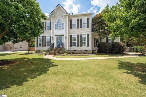 5 Neyland Dr, Fountain Inn, SC 29644