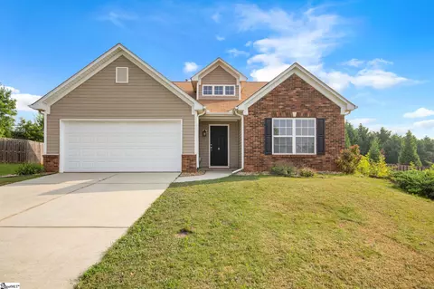 6 Byswick Ct, Simpsonville, SC 29680