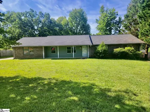 5010 Weitz St, Spartanburg, SC 29301