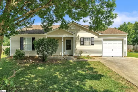 6 Pergola Pl, Simpsonville, SC 29680