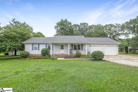36 Burnett St, Lyman, SC 29365