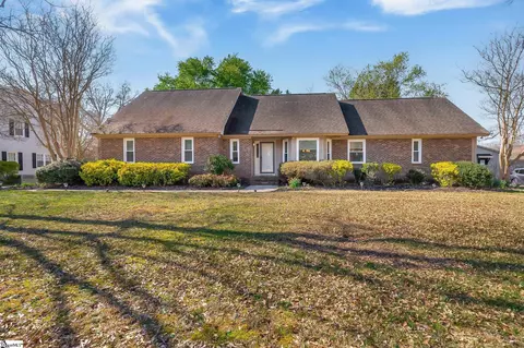207 Huntington Rd, Easley, SC 29642