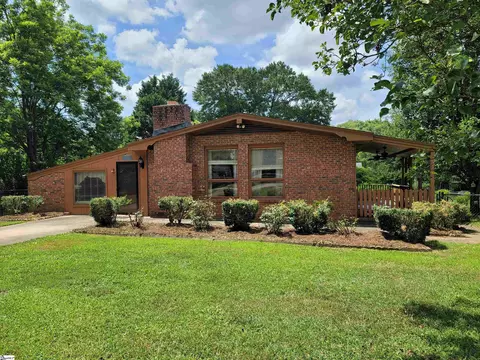 206 Bartlett St, Mauldin, SC 29662