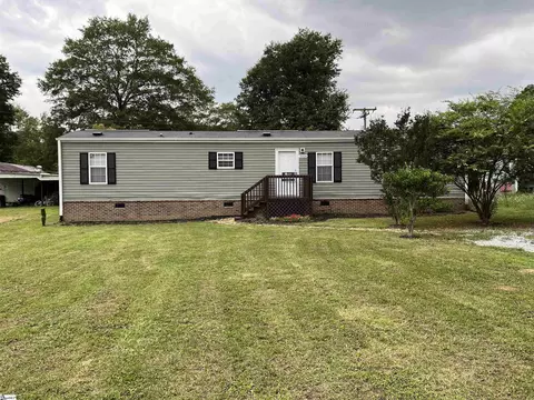 1014 Mayview St, Spartanburg, SC 29303