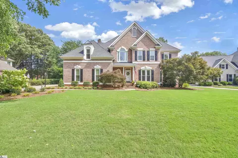 11 Gilder Point Ct, Simpsonville, SC 29681