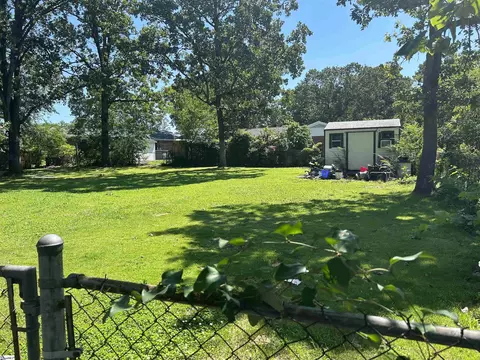 512 Forrester Dr, Greenville, SC 29607