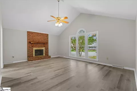 124 Fairview Pl, Greer, SC 29651 photo 5