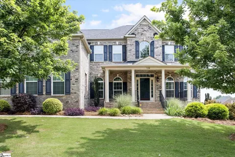 108 Chicora Wood Ln, Simpsonville, SC 29681