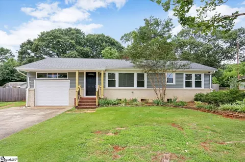 410 Willow Springs Dr, Greenville, SC 29607