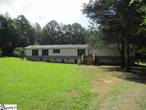 553 Crape Myrtle Rd, Laurens, SC 29360