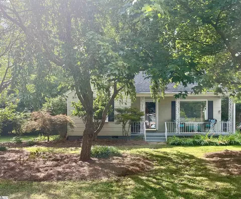 303 Darlington Ave, Greenville, SC 29609
