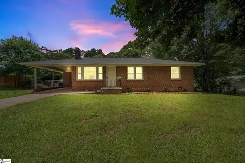 22 Chatham Dr, Greenville, SC 29605