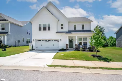 319 Kelby St, Travelers Rest, SC 29690