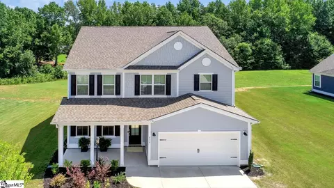 832 Orchard Valley Ln, Boiling Springs, SC 29316