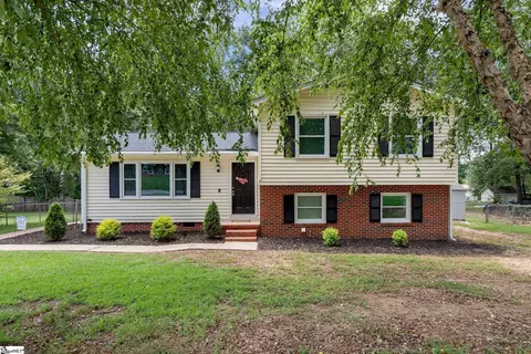 314 Alder Dr, Simpsonville, SC 29680