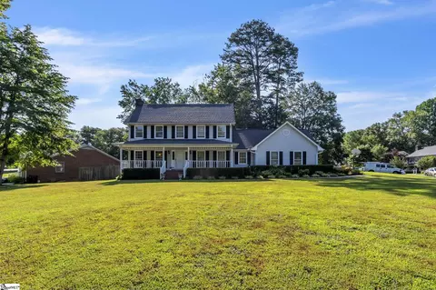 414 Spring Meadow Rd, Simpsonville, SC 29680