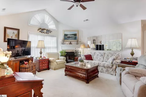 134 Grinders Cir, Greer, SC 29650 photo 4