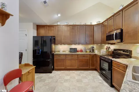 134 Grinders Cir, Greer, SC 29650 photo 10