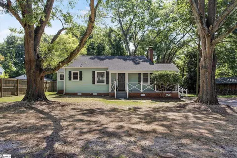 202 Donnan Rd, Taylors, SC 29687